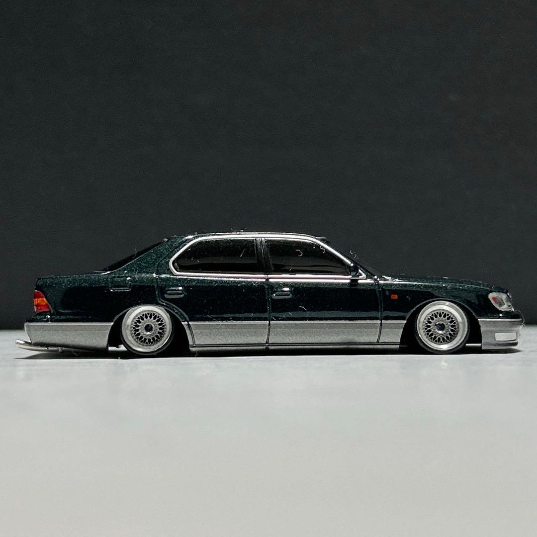 トミカリミテッドヴィンテージネオ　セルシオ改