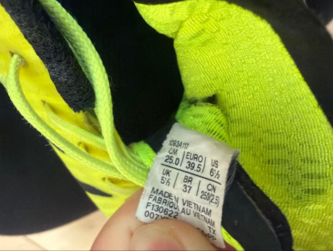 asics ウィンドスプリント 25.0cm