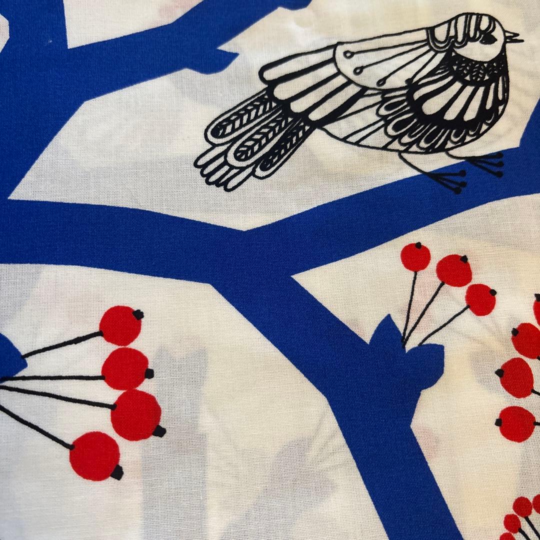 新品　marimekko マリメッコ　エプロン　ピックパッカネン
