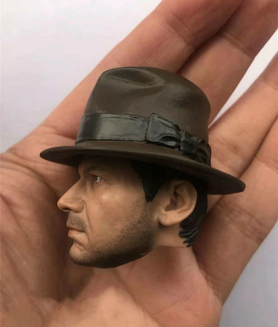 【We★Goさま専用】Hottoys　インディ・ジョーンズ &カスタムヘッド