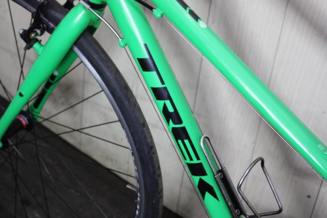 TREKトレック FX2 700C アルミ 24速 380mm クロスバイク