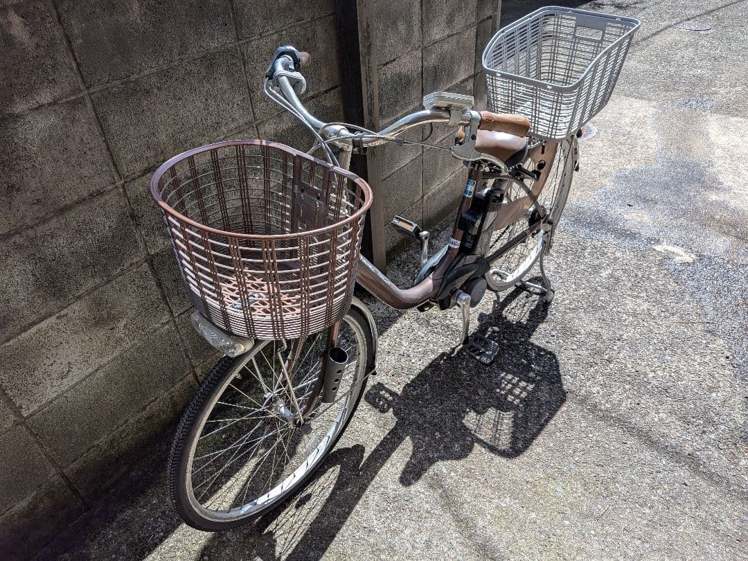 電動アシスト自転車 ブラウン 前後バスケット付き