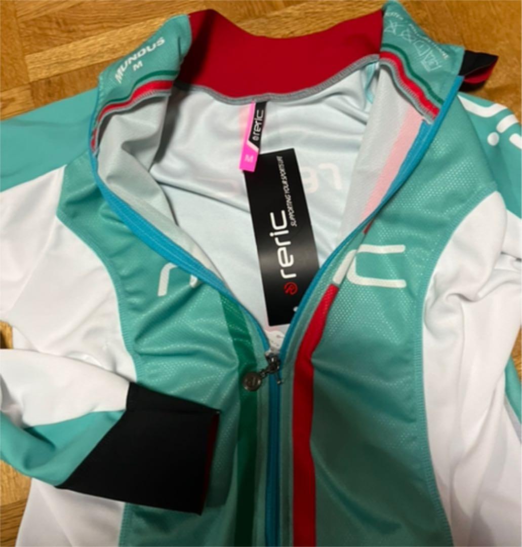 レリックreric新品ウエアMサイズ／オールシーズン/ラファ