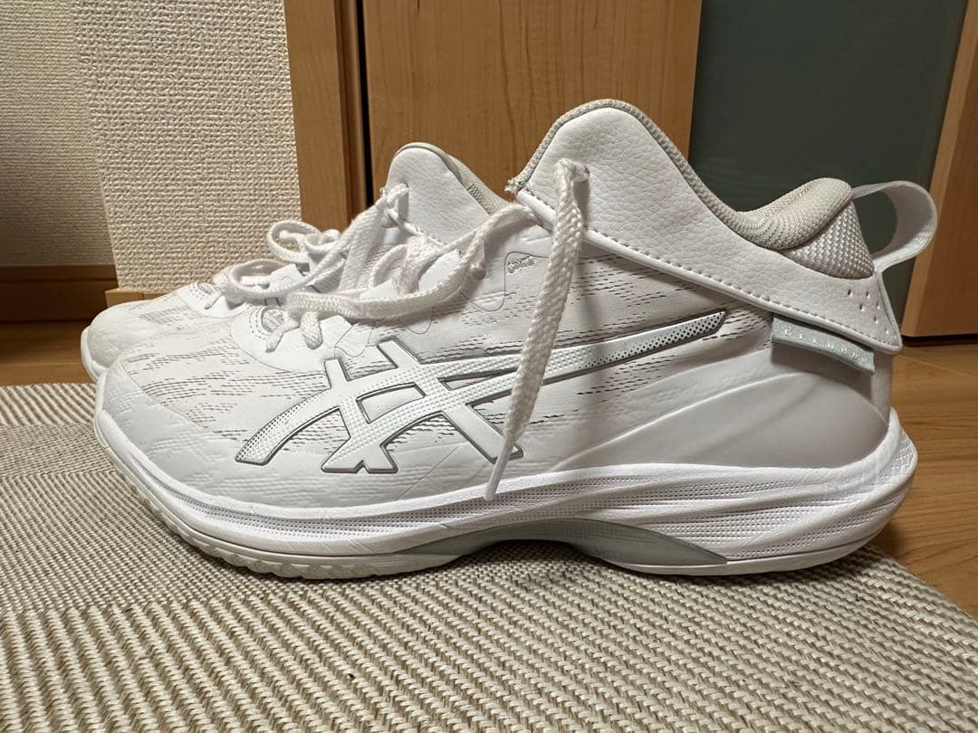 ASICS バスケットボールシューズ ホワイト　ゲルフープ