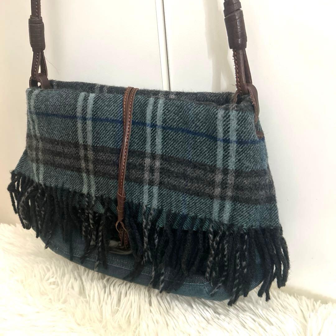 BLUE LABEL バーバリーブルーレーベルショルダーバッグ