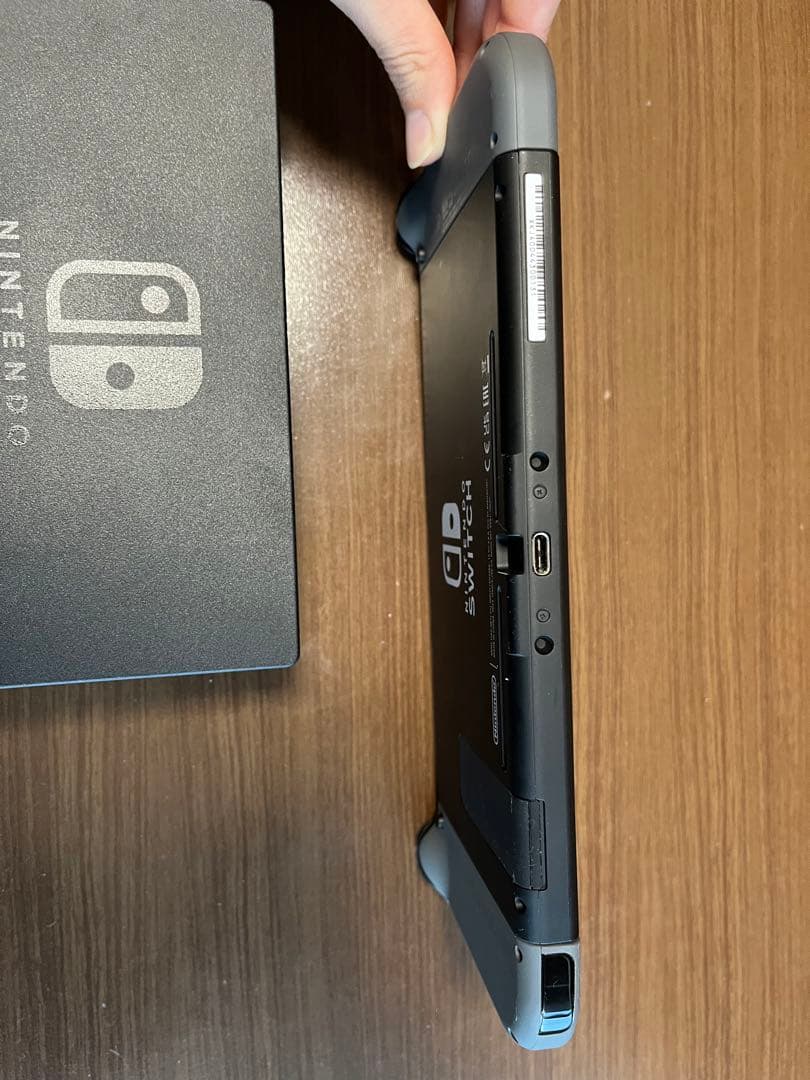 【ほぼ未使用品】Nintendo Switch グレー 本体
