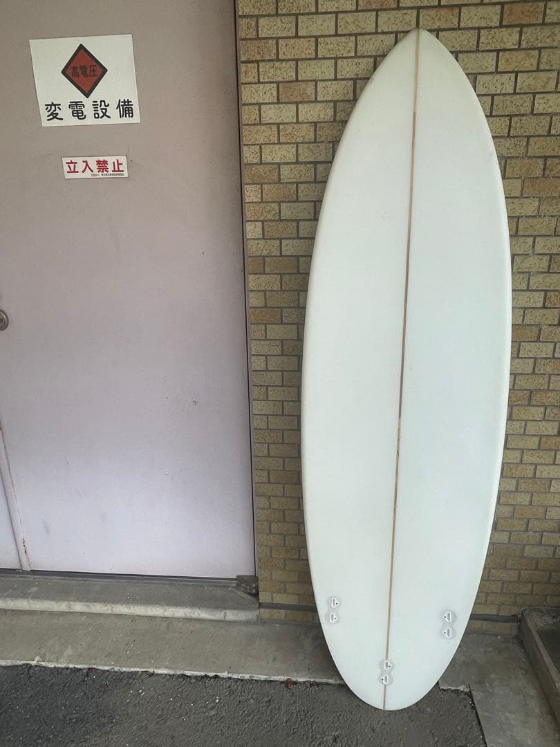 サーフボード 6'4 ニットケース付き　ソフトボードからの乗り換えにおすすめ