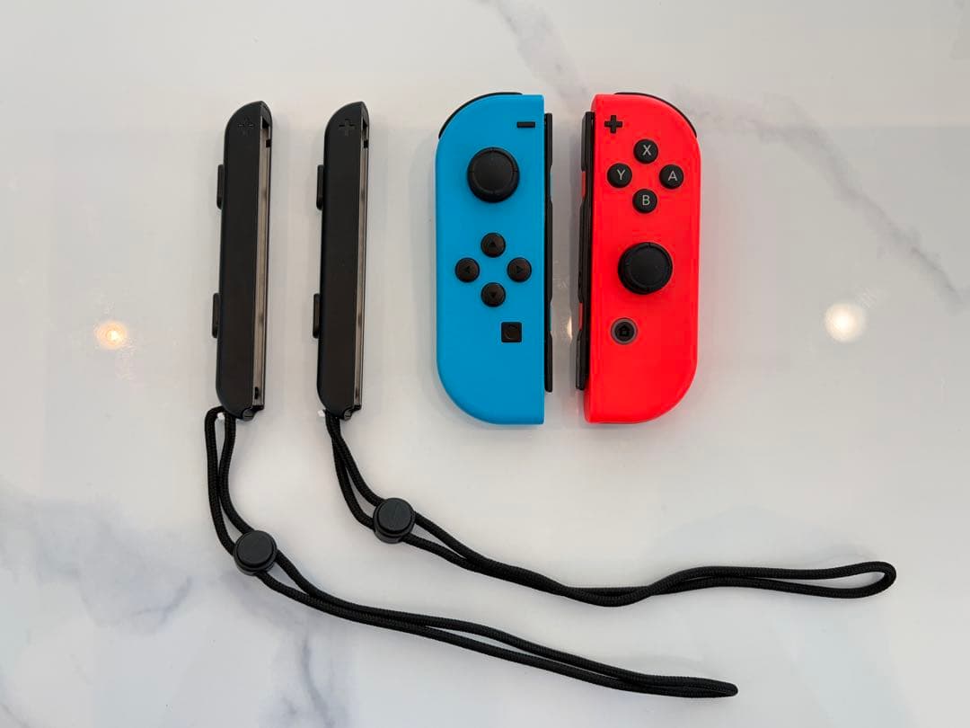 【新型箱付き】ニンテンドースイッチ　本体　付属品完備　ネオンカラー　付属品完備