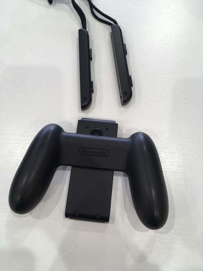 Nintendo Switch スイッチ本体 + Joy-Con TO.883