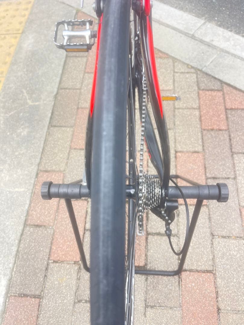 ピナレロ PINARELLO FP2 フルカーボン シマノ 105 サイズ52