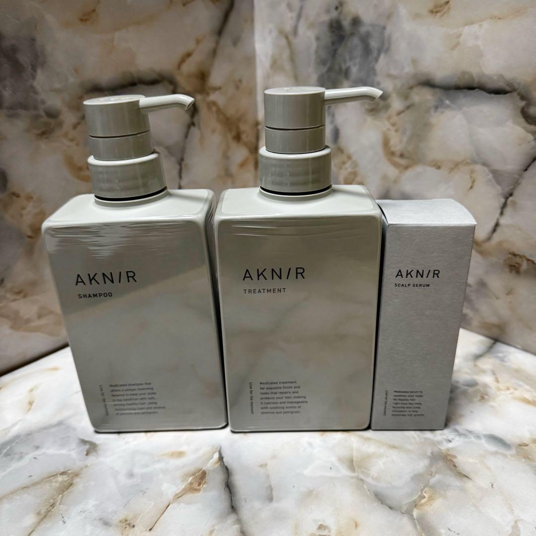 新品☆AKNIR 薬用ヘアシャンプー＆トリートメント＆ヘアスカルプセラム