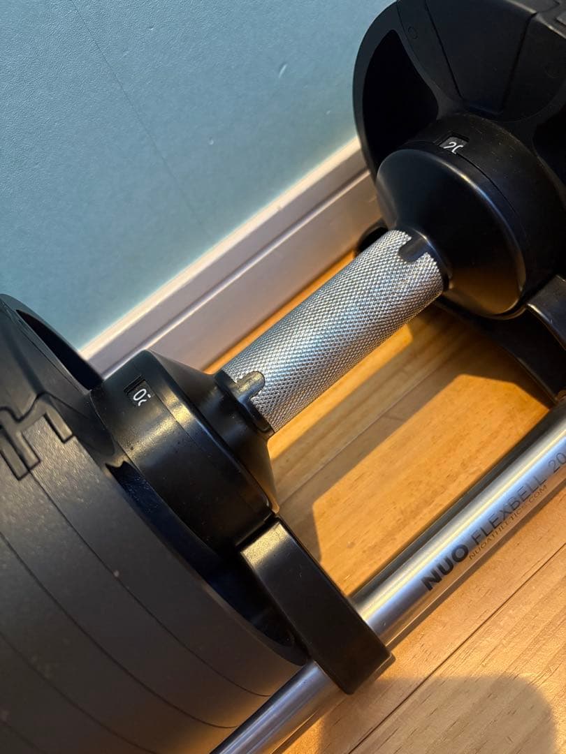 NUO FLEXBELL 可変式ダンベル 20kg 4kg刻み1個