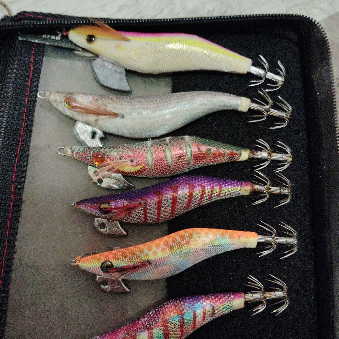エギ３３本未使用と中古品＆セフィア収納ケース付き