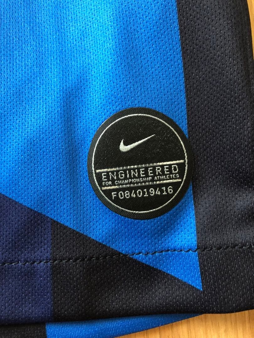 【未使用タグ付】インテル　NIKE 20周年記念　ユニフォーム
