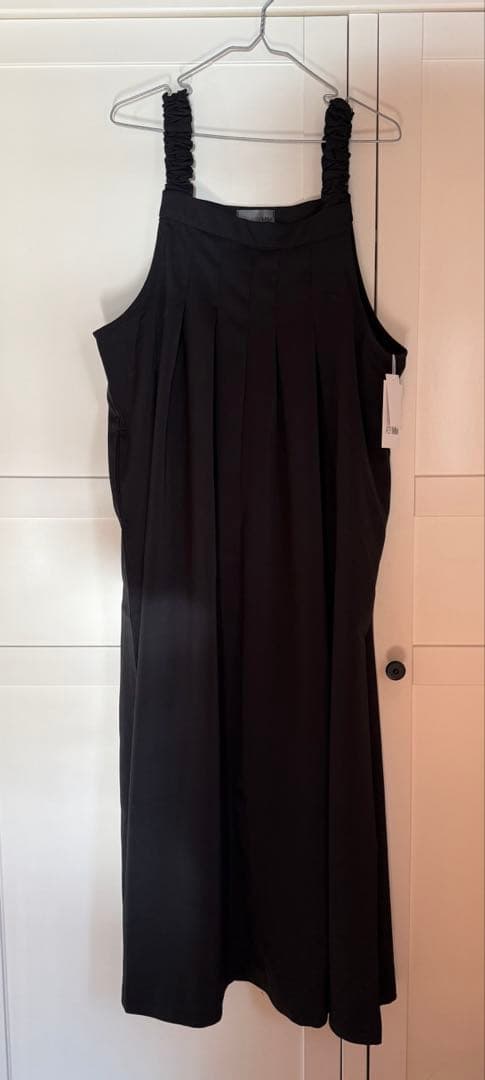 【ASYMM】タックデザインワンピース　ブラック ぞうねこチャンネル購入