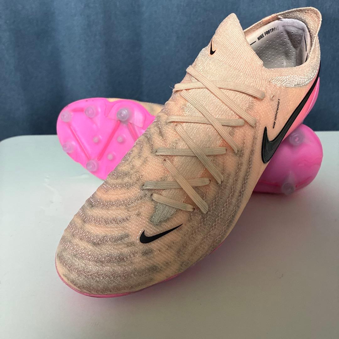 Nike サッカーシューズ ピンク/ベージュ AG