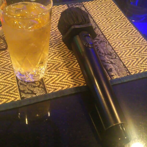 カラオケマイク