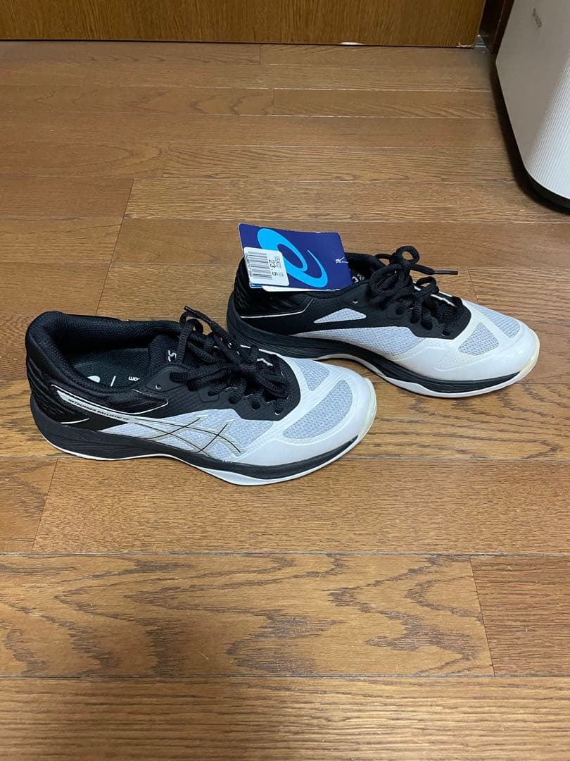 バレーボール シューズ アシックス