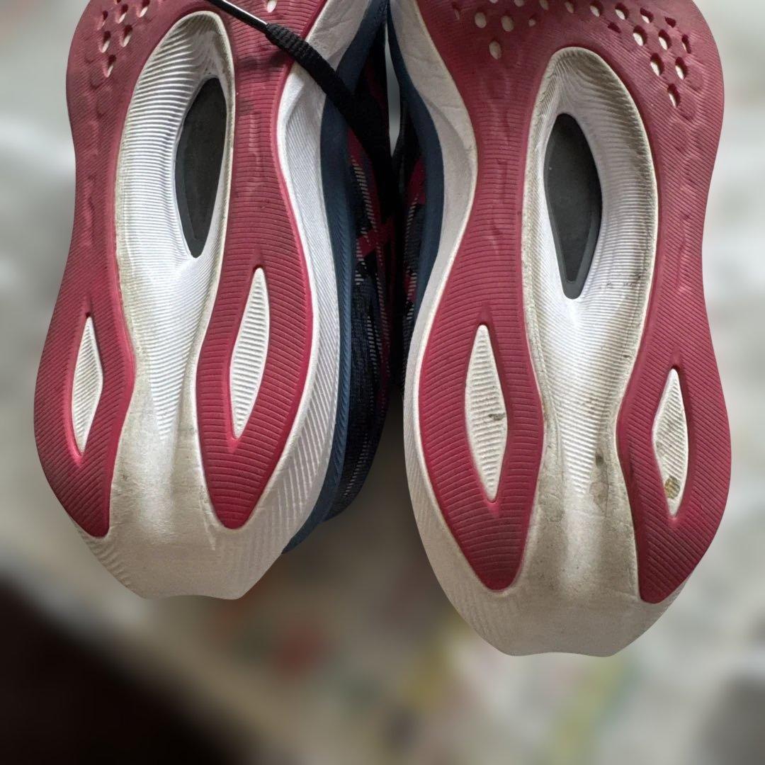 値下げ！ASICS MAGIC SPEED ブラック/ピンク23.5