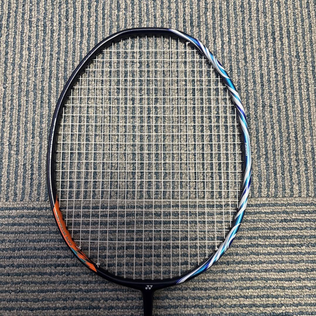 YONEX アストロクス100ZZ 4U5ダークネイビー美品‼️