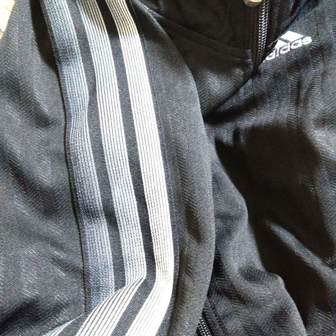 【adidas 】ブラックジャージ上下（サイズ違い）セット
