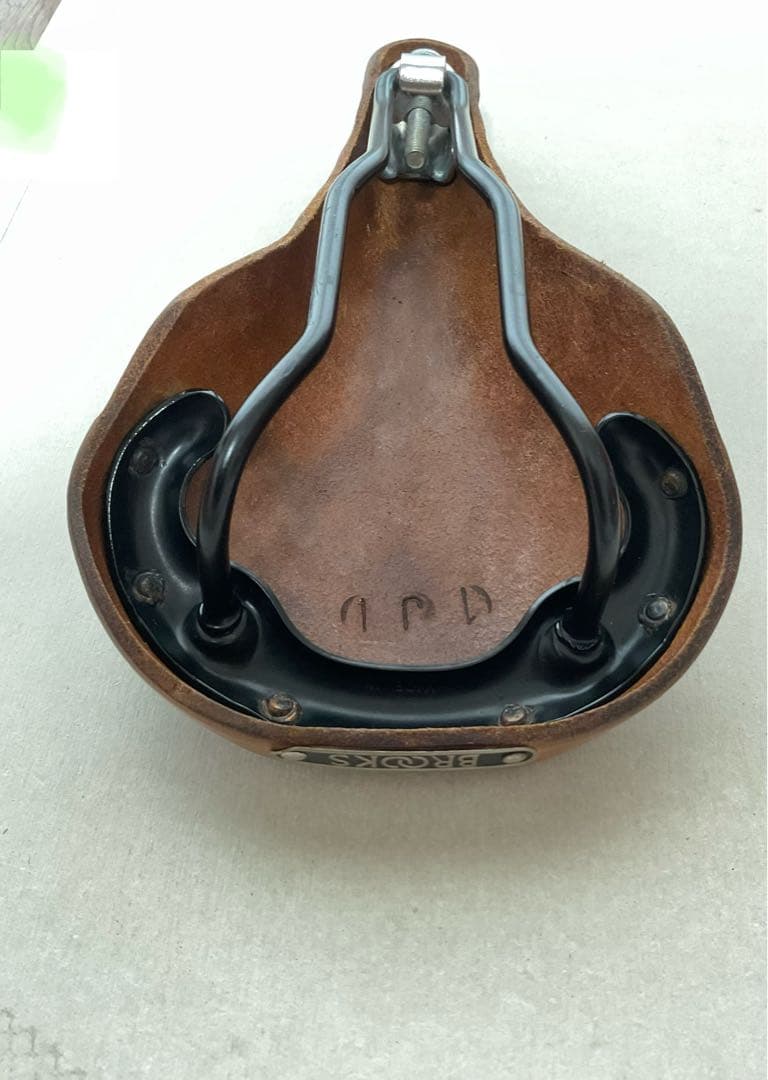 BROOKS COLT レザーサドル
