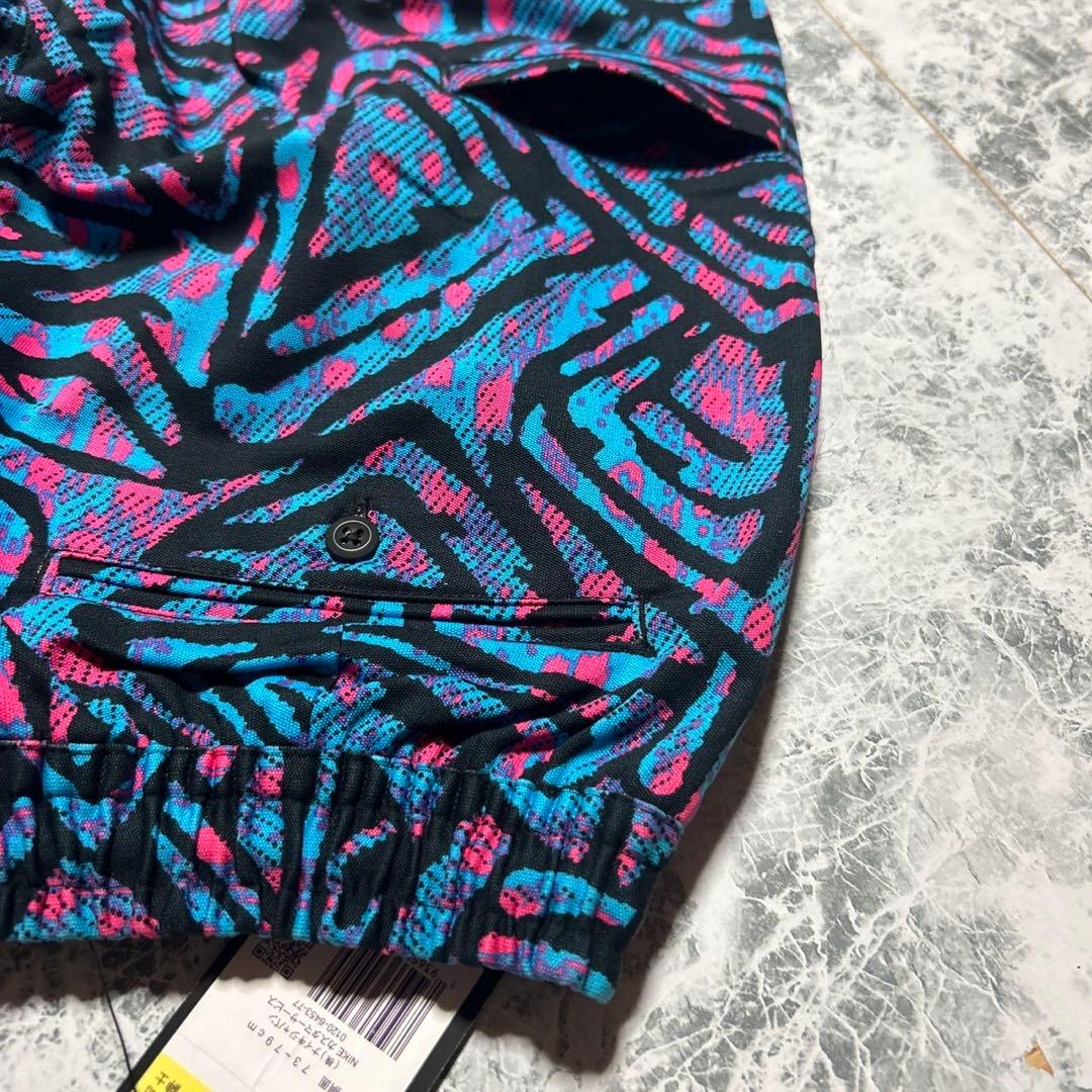新品タグ付きNIKE SB ナイキ　エスビー　総柄パンツ