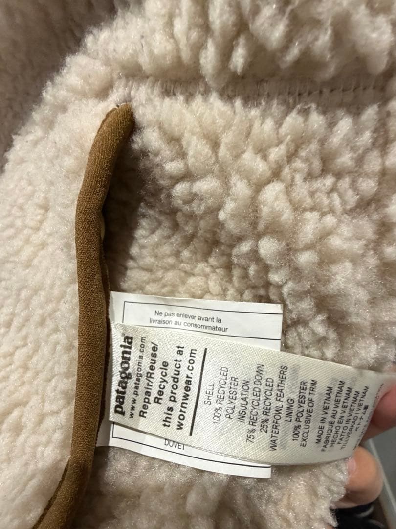 s*a様 patagonia ダウンベスト ベージュ/ブラウン　リバーシブル　パ