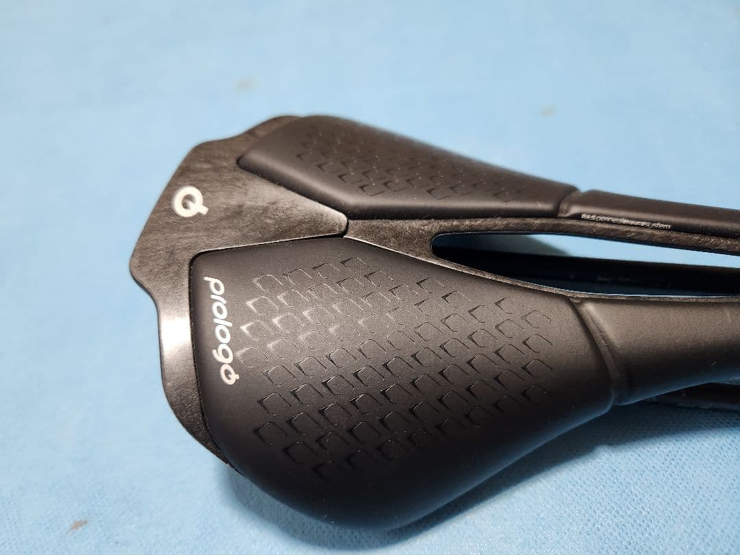 Prologo SCRATCH M5 PAS NACK　カーボンレール【中古品】