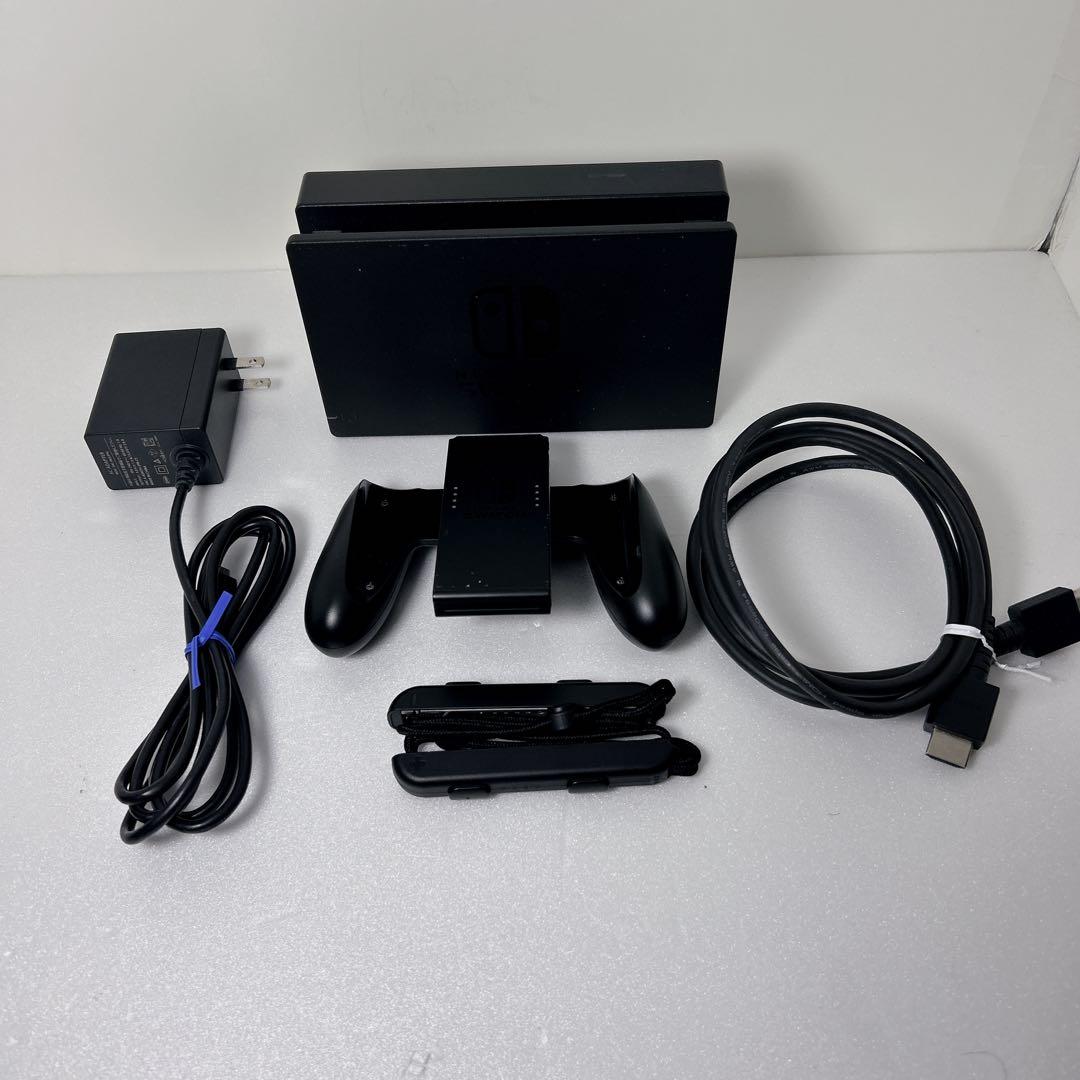 【極美品】Nintendo Switch 本体