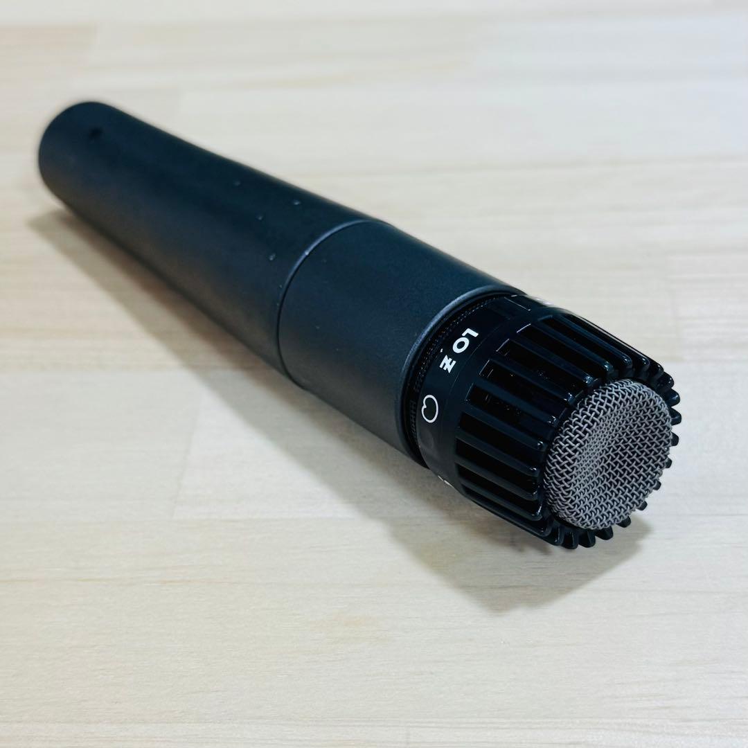 並品　SHURE SM57 ダイナミックマイク　楽器用マイク