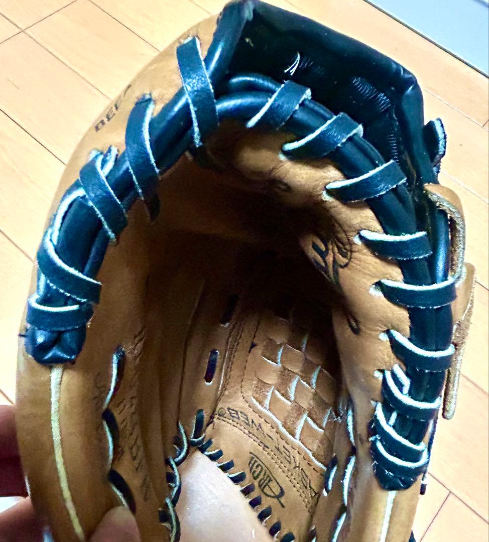 ケン·グリフィーJrモデル 硬式用野球グローブ