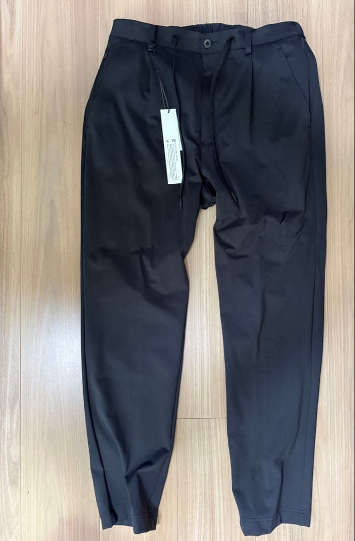 K-3B 107_N 24HR-WEARABLE テーパードパンツ スラックス