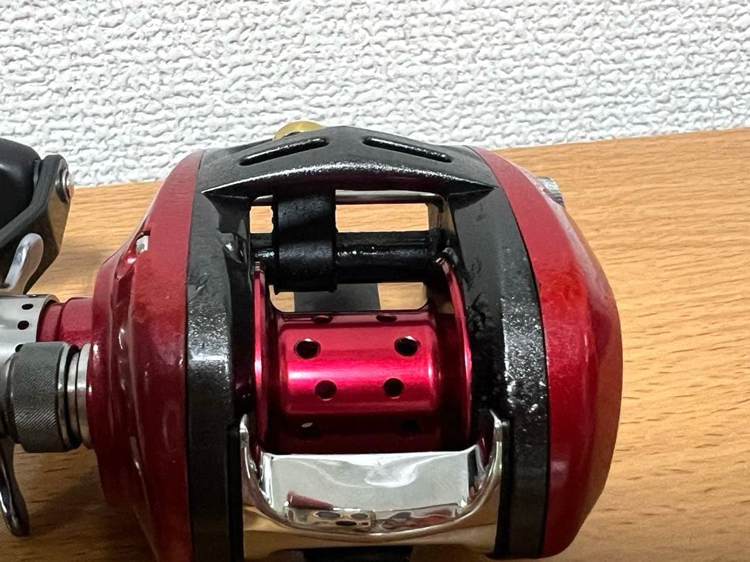 ダイワ　エアドレッドチューン100L 左巻き
