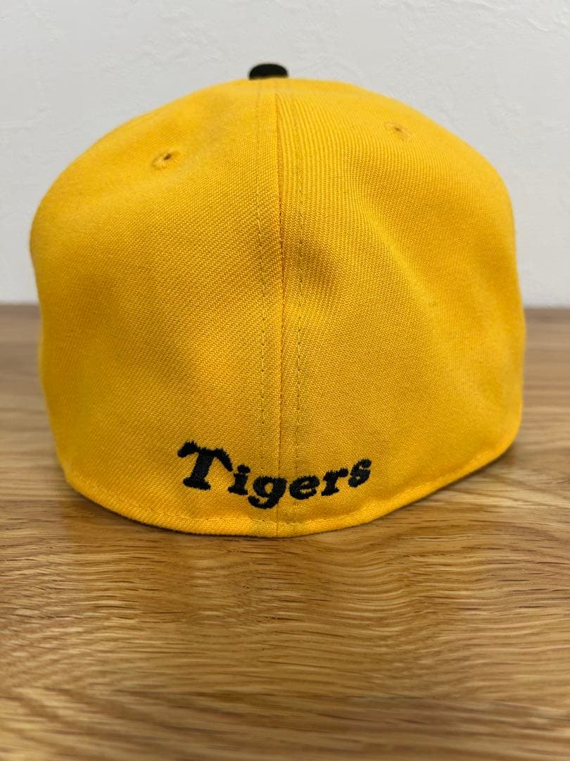 阪神タイガース ニューエラ NEWERA 59FIFTY 60.6㎝　【美品】