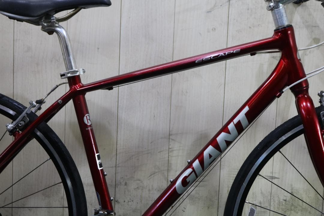 GIANT ESCAPE R3 700Cアルミ24速470mm RED系 クロス