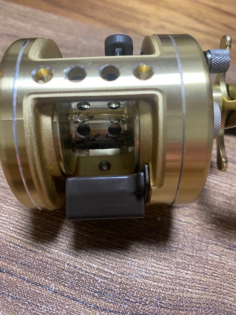 SHIMANO CALCUTTA ゴールドリール