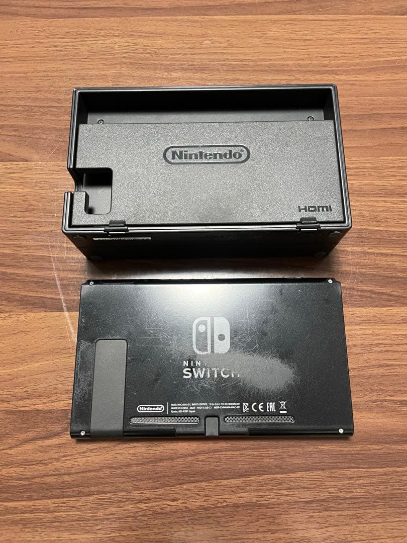 p*e様 任天堂 Switch 本体 ＋ドック