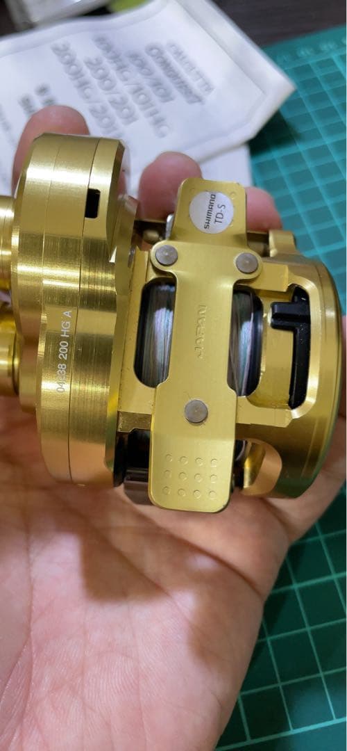 シマノ　21 カルカッタコンクエスト 200HG ☆処分品☆早い者勝ち☆釣り引退