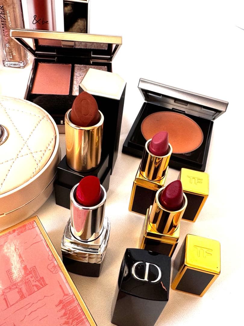 Dior CHANEL トムフォード　ルナソル スック　&beセット売り