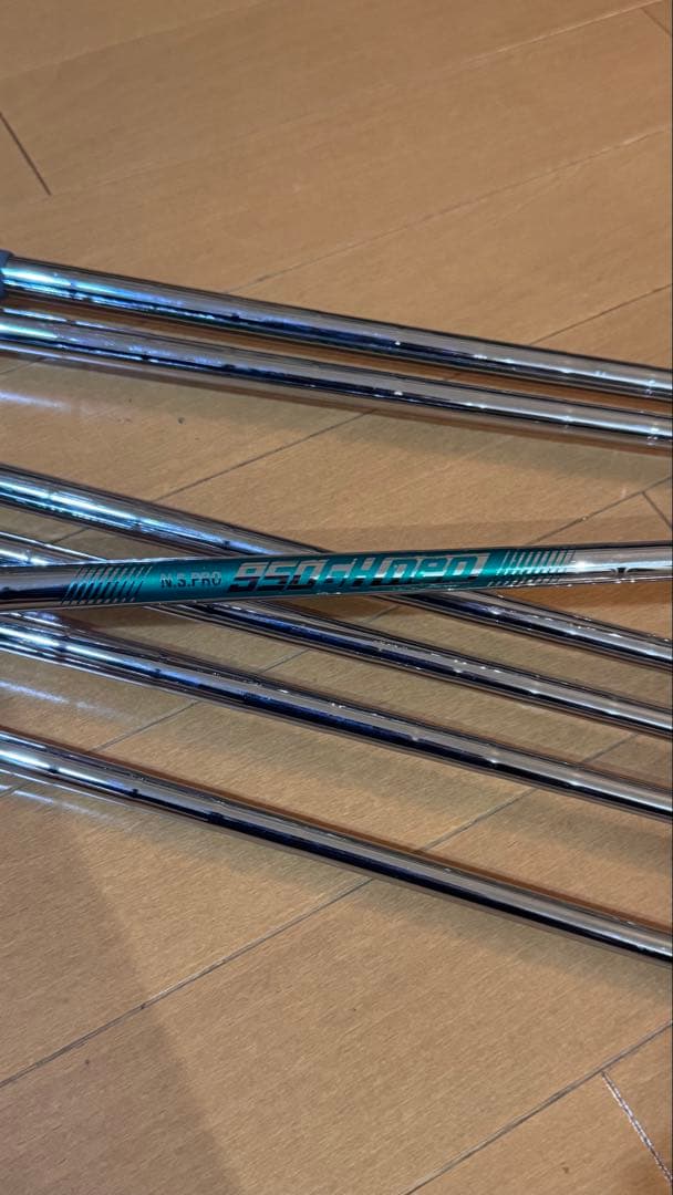 パラダイム Ai SMOKE アイアン　N.S.PRO 950GH neo 右利