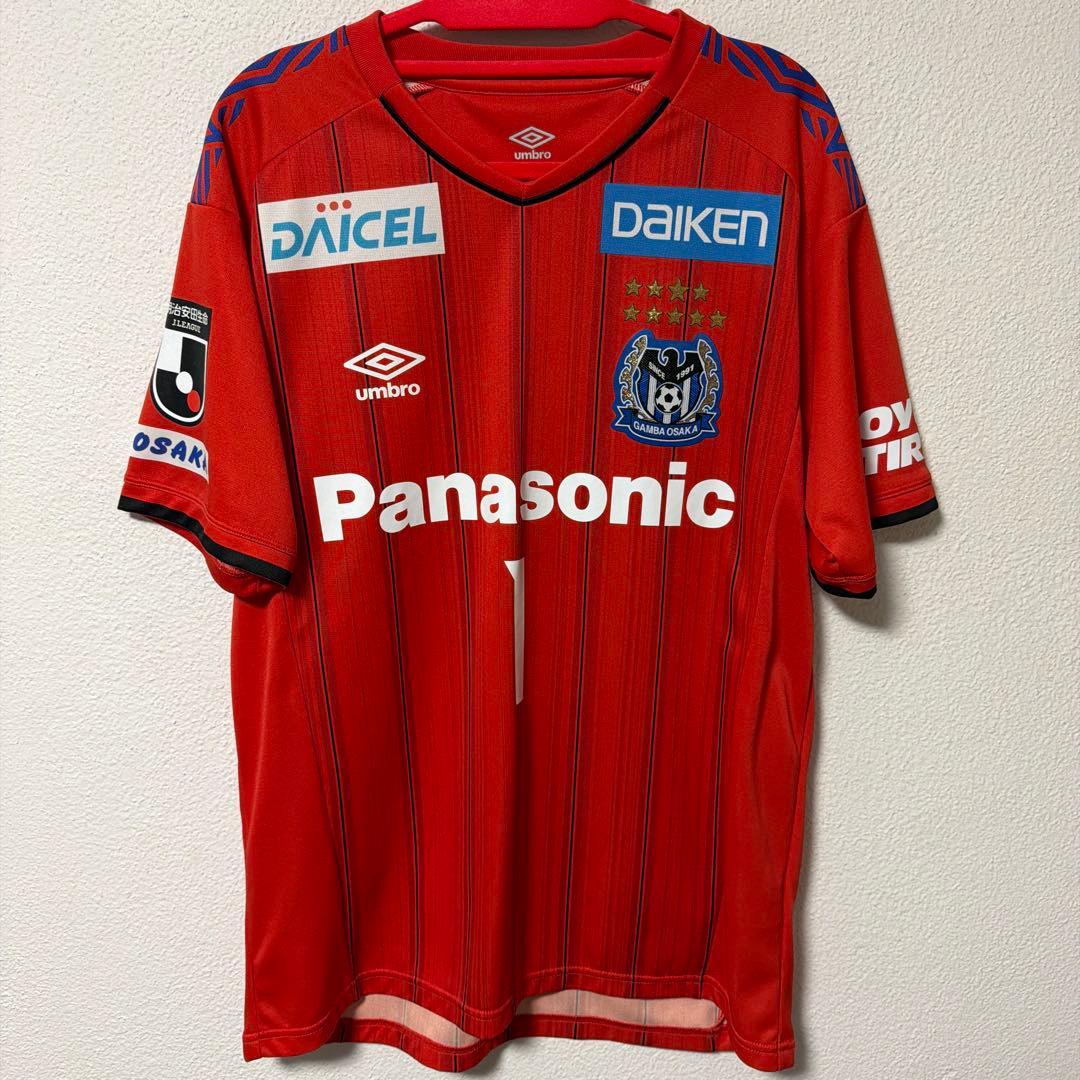 ガンバ大阪Umbro Jリーグシャツ 赤 背番号1 ヒガシグチ