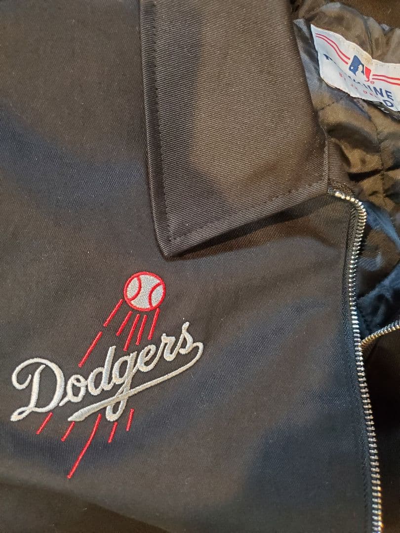 ドジャース ワールドシリーズ優勝記念ジャケット 海外Ｍサイズ MLB 大谷翔平