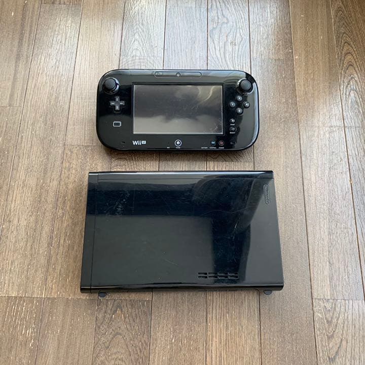 WiiUファミリープレミアムセット KURO＋ソフト6枚付き