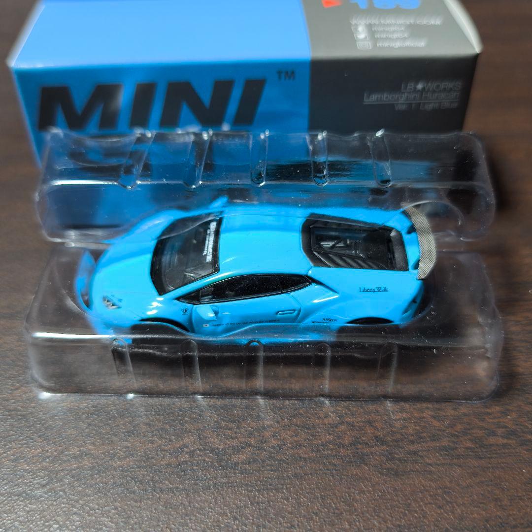 MINI GT LB★WORKSランボルギーニウラカン ver.1ライトブルー左