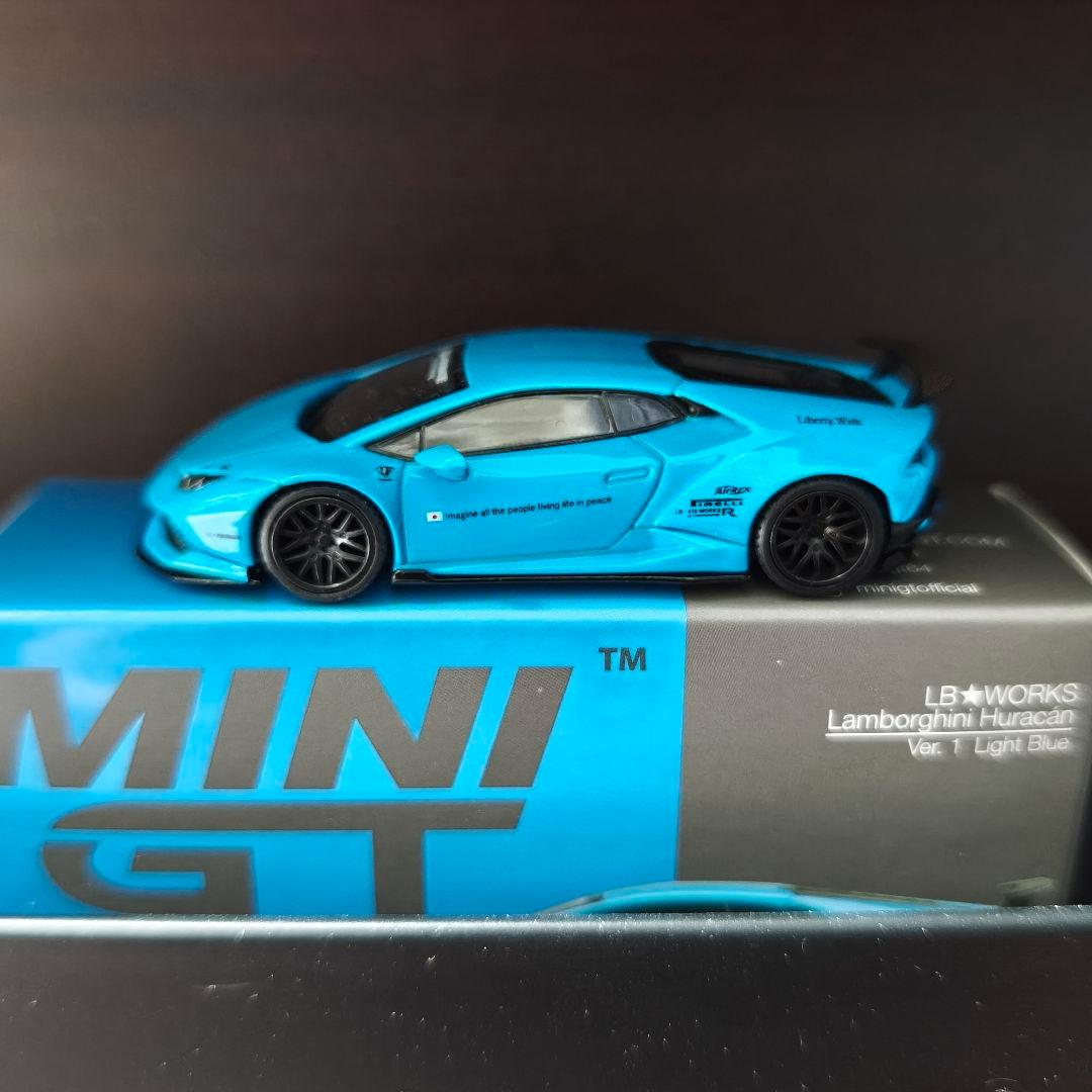 MINI GT LB★WORKSランボルギーニウラカン ver.1ライトブルー左