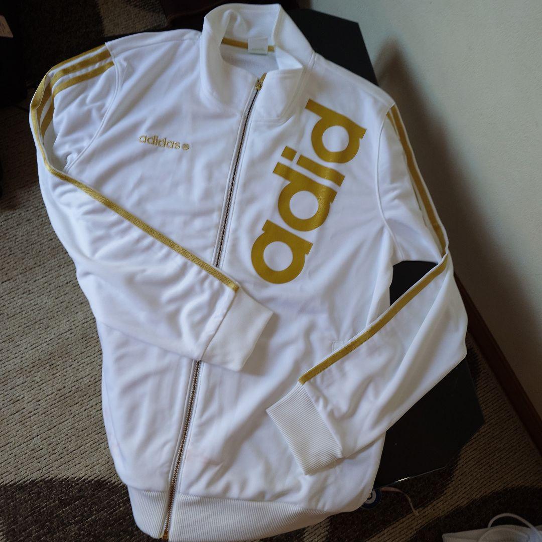adidas ホワイトジャージ上下セット