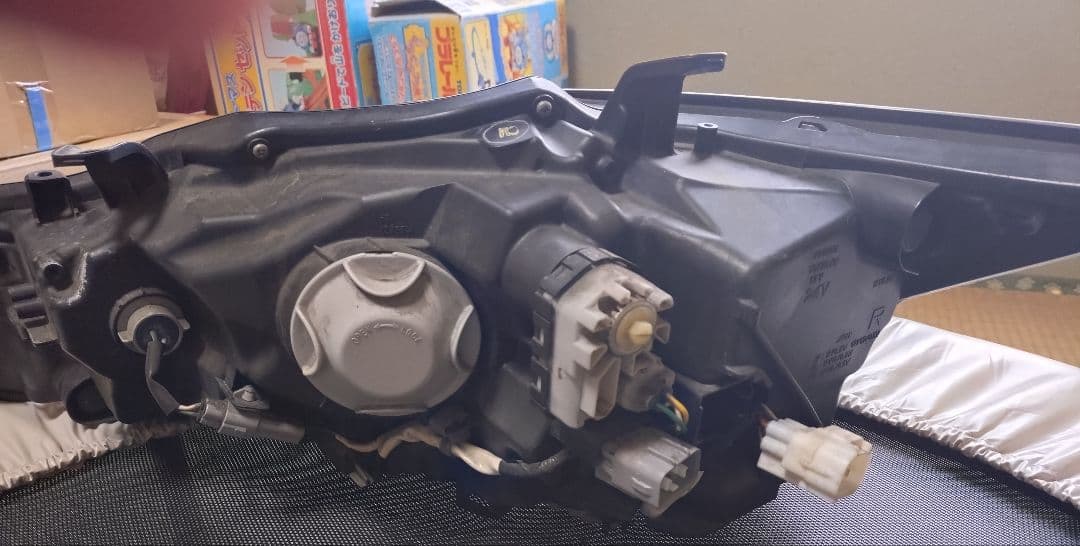 レクサスCT200h 前期中期LEDヘッドライト左右 美品