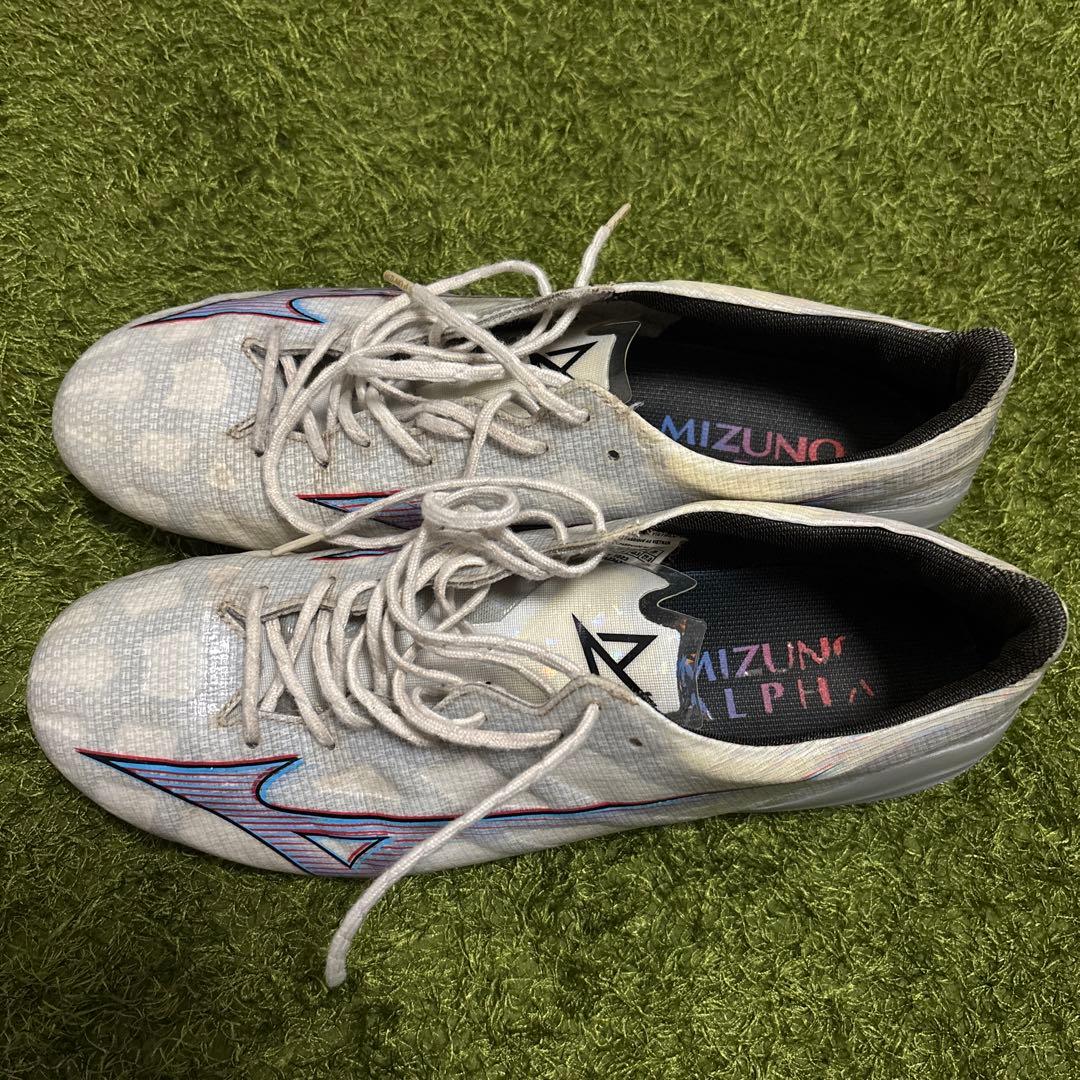 Mizuno Alpha ELITEホワイト サッカーシューズ