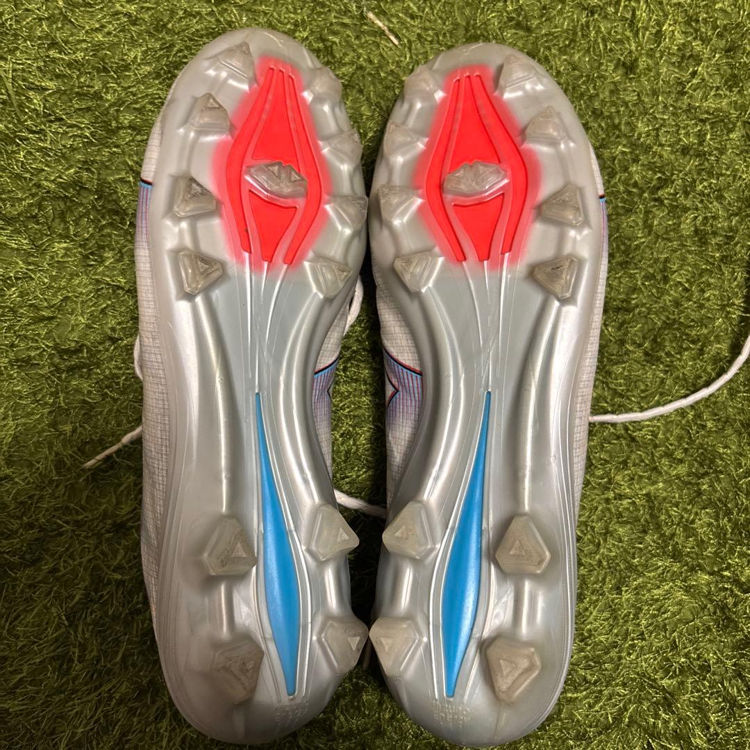 Mizuno Alpha ELITEホワイト サッカーシューズ